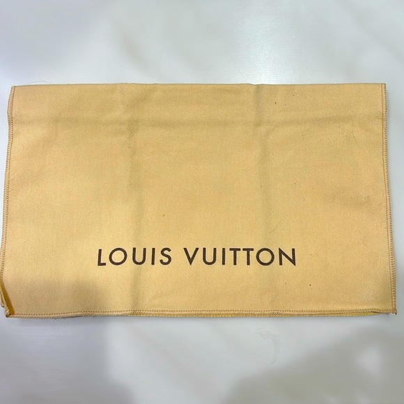Louis Vuitton Dust bag - Picture 1 of 3